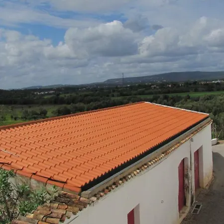 Holiday home Holiday R. Miguel Bombarda *