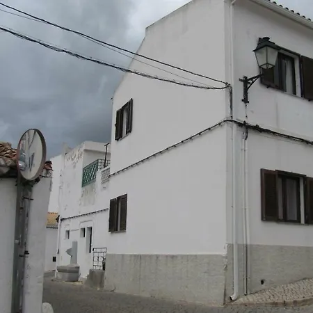 Casa de Férias Holiday R. Miguel Bombarda Paderne (Faro)