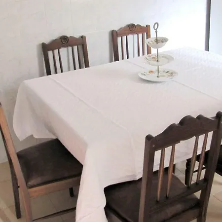 Holiday R. Miguel Bombarda Casa de Férias Paderne (Faro)